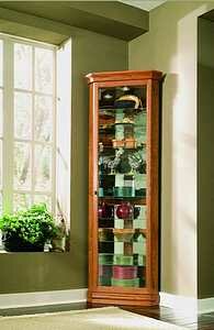 Pulaski Golden Oak II Corner Curio - 21002